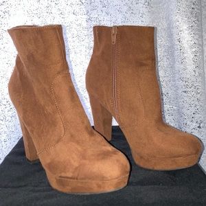 Mossimo Boot Heels